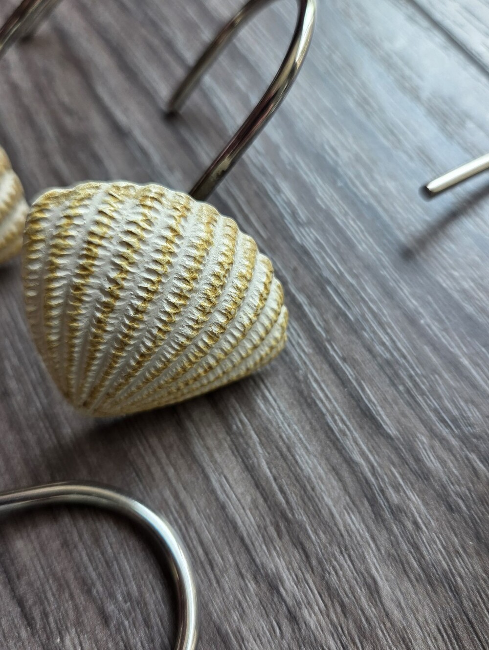 Seashell Shower Hooks - Picture 8 of 8